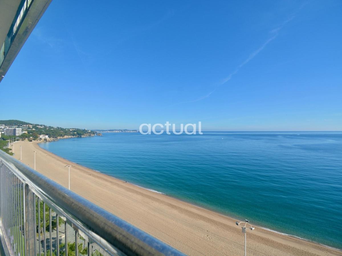 Elypalace 10-3 Platja d'Aro Esterno foto